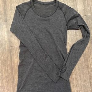 Lululemon Long Sleeve Swiftly